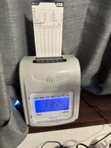 タイムカードで生活にメリハリ！ 漫画家の自己管理術が話題