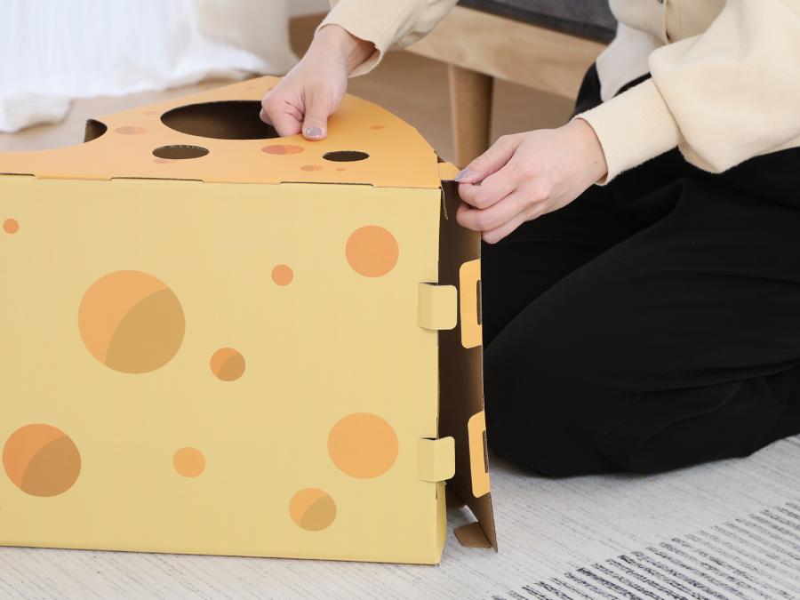 組み立て式ですが、パーツ数も少なく、工具いらずでカンタンに完成