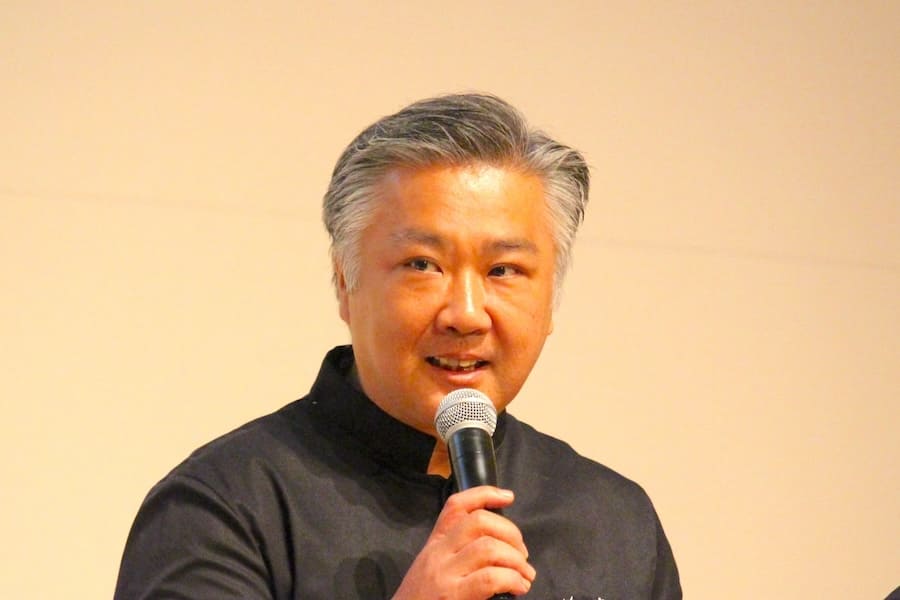田村亮介氏