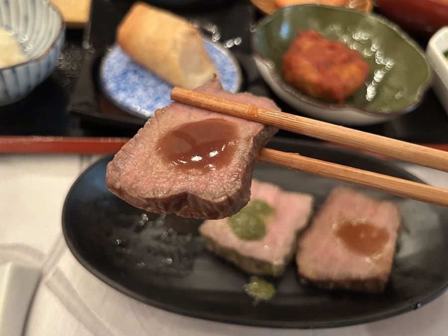 「ローストビーフ」を試食