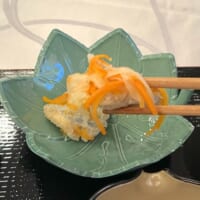 「かがみ鯛のエスカベッシュ」を試食