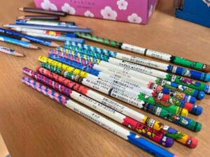 新品のはずなのに「削れない鉛筆」に共感の声続々　ドラクエ「バトエン」に反響