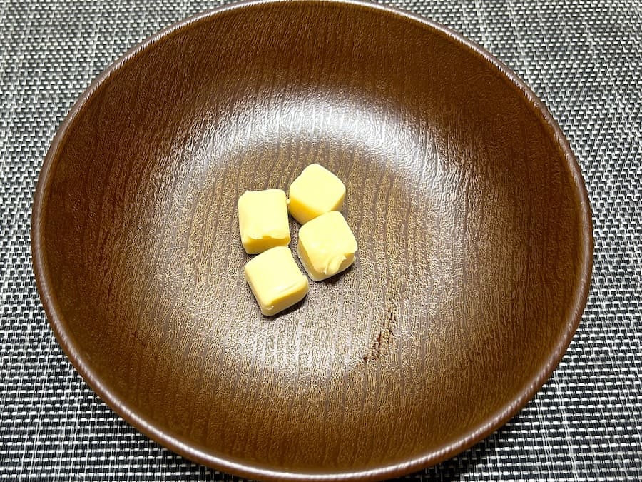 見た目はチーズ