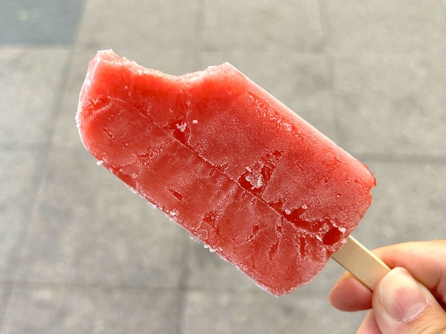 一瞬凍らせたスイカに錯覚するほど