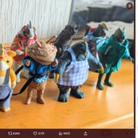 どの怪獣も似合っている