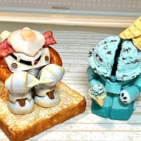 ズゴックの台座になっているパンは、なんと「セルローススポンジ」を使用