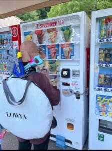 子の夏休み＝親は常に戦闘モード　“戦士のような母”の後ろ姿が話題に