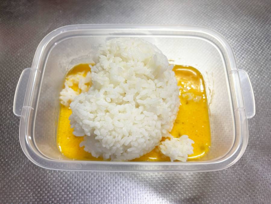 ご飯もドーン！