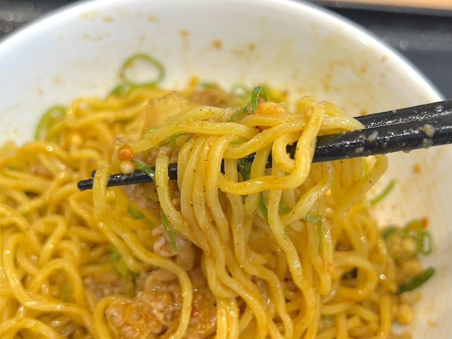 しっかりとしたコシのある麺
