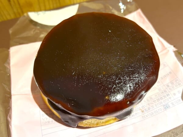 チョコ……じゃなくて“ようかん”！セイコーマート「ようかんパン」が新食感でクセになる