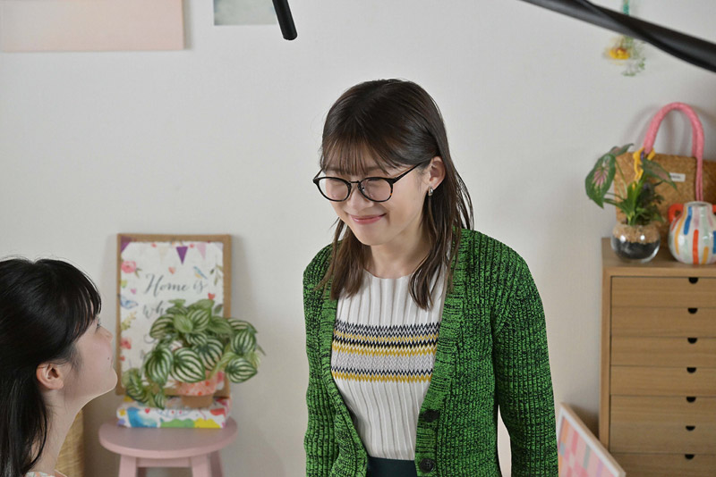 就活中の姪っ子と話す伊藤さん