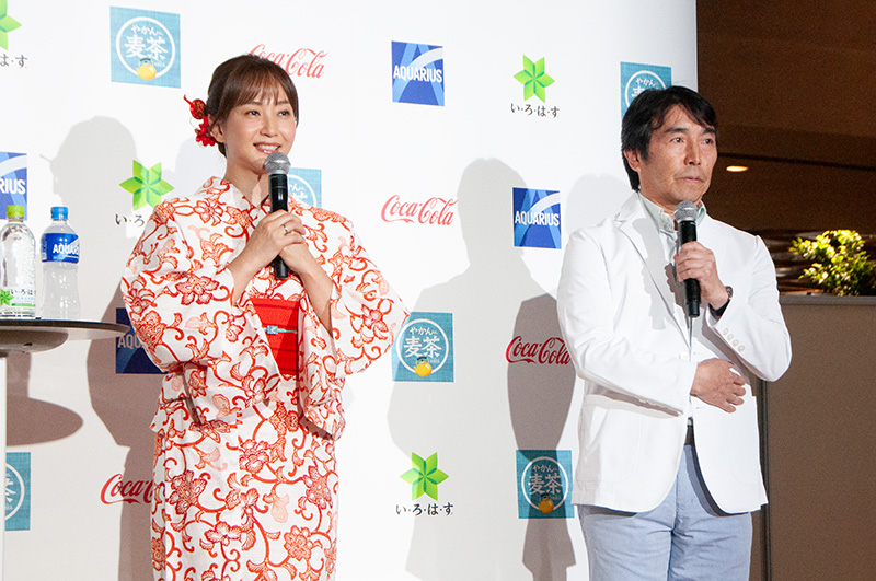 藤本さんと、臨床教育開発推進機構 理事で医師の三宅康史さん（写真右）
