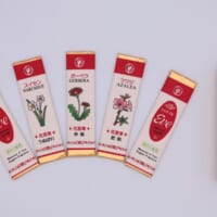 1972年～1995年頃まで販売していたイブのパッケージとレッテル（内装紙）