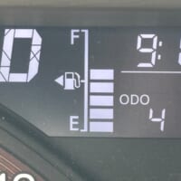 給油口の位置が運転席から分かるって知ってた？　意外と知らないドライバーのための豆知識
