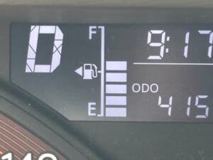 給油口の位置が運転席から分かるって知ってた？　意外と知らないドライバーのための豆知識