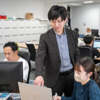 運輸業者向けの業務支援サービスを行う株式会社Azoopの山崎拓郎さん