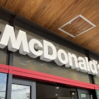 マクドナルドのポケカ騒動 期間中の店舗を訪れた記者が感じた“異様な雰囲気”