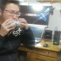 空き缶で演奏