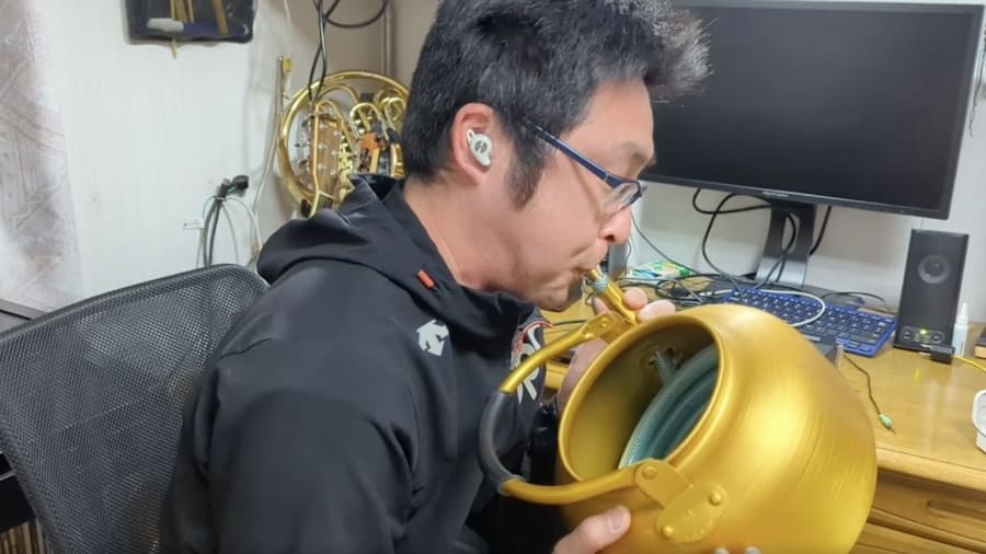 やかんで演奏