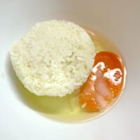 卵を溶かずにご飯をいれる