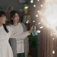 コートやソファーに「シュッ」