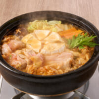 丸ごとチーズにおぼれるキムチ鍋