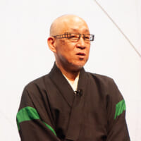 今回のコラボレーションにまつわるエピソードを語る波戸場承龍さん