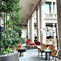 バロック建築の最も古い例として知られる「旧大司教座神学校」を改修。歴史と最先端の空気が交差する