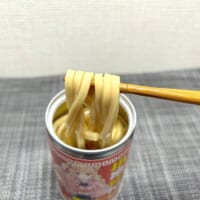 太めのストレート麺