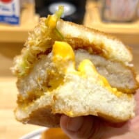 メンチの肉感がジューシー