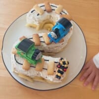 2歳のときの誕生日ケーキ