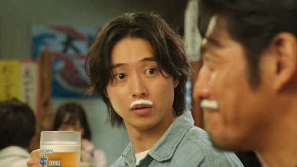 山崎賢人さんと坂口憲二さん（※山崎賢人さんの崎の字は正しくは「たつさき」です）