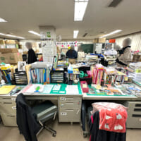 リアルな熱気ただよう「あの職員室」の風景