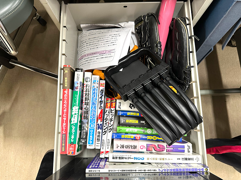 先生の人となりが見えるデスク