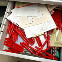 先生の人となりが見えるデスク