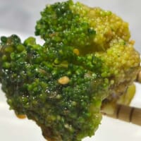 皿の底にたまったタレをごっそりすくって食べるのもこれまたおいしい