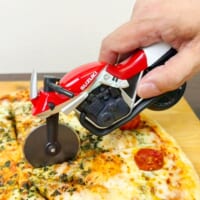 「CAMSHOP.JP」の公式通販サイトおよび、Amazon「Click Car Products」にて予約受付中