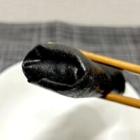 どこをみても黒