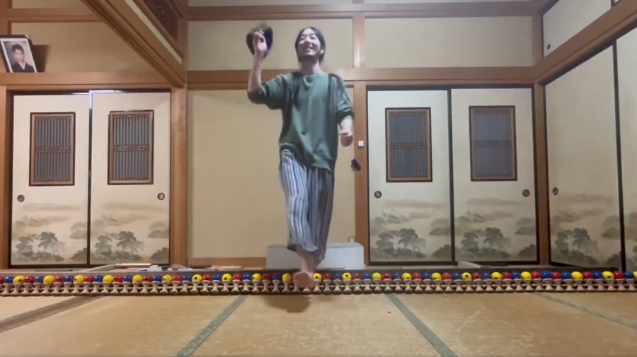 大技を成功させ喜びの表情