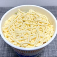 麺が見えなくなるほどのマヨネーズ