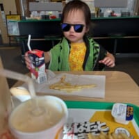 外出時はタオルが欠かせない息子さん