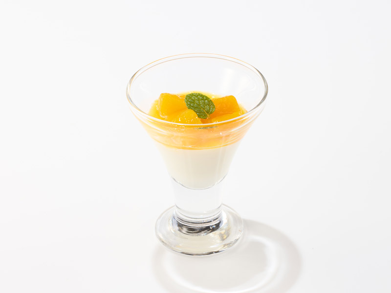 「マンゴーの杏仁豆腐」(税込319円)