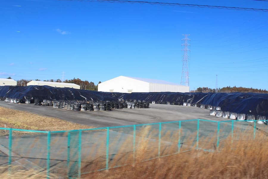 仮置きされている除去土壌