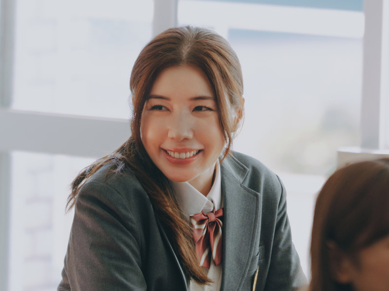 仲⾥依紗/家⾕静⾹(いえたにしずか)役