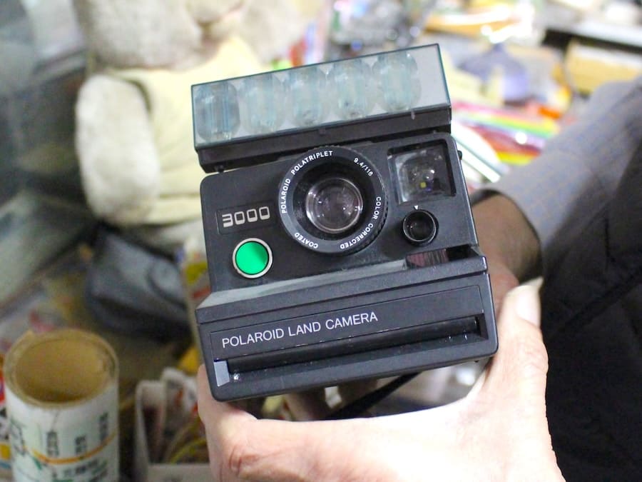 ポラロイドカメラ