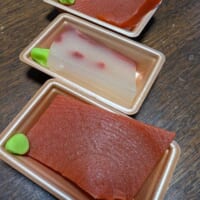 本物の刺身にしか見えない羊羹
