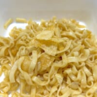 ポテチをトッピング