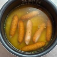 ウインナーを並べる