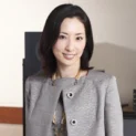 真飛聖が宝塚番組のナビゲーターに挑戦、放送開始は21日の大空祐飛退団公演特集から