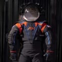 新しい月面用宇宙服「AxEMU」（画像：アクシオム・スペース）